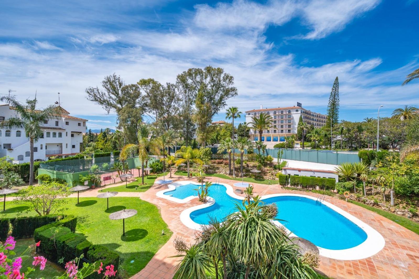 Modern - 2 Bedrooms, Beachside - Puerto Banus Appartamento Marbella