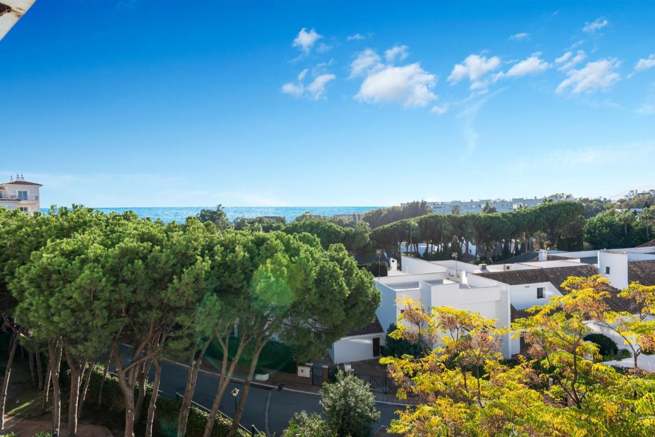 Modern - 2 Bedrooms, Beachside - Puerto Banus Appartement Marbella