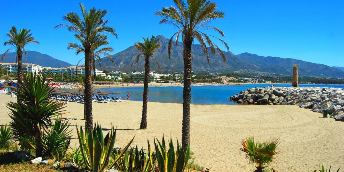 Modern - 2 Bedrooms, Beachside - Puerto Banus Appartement